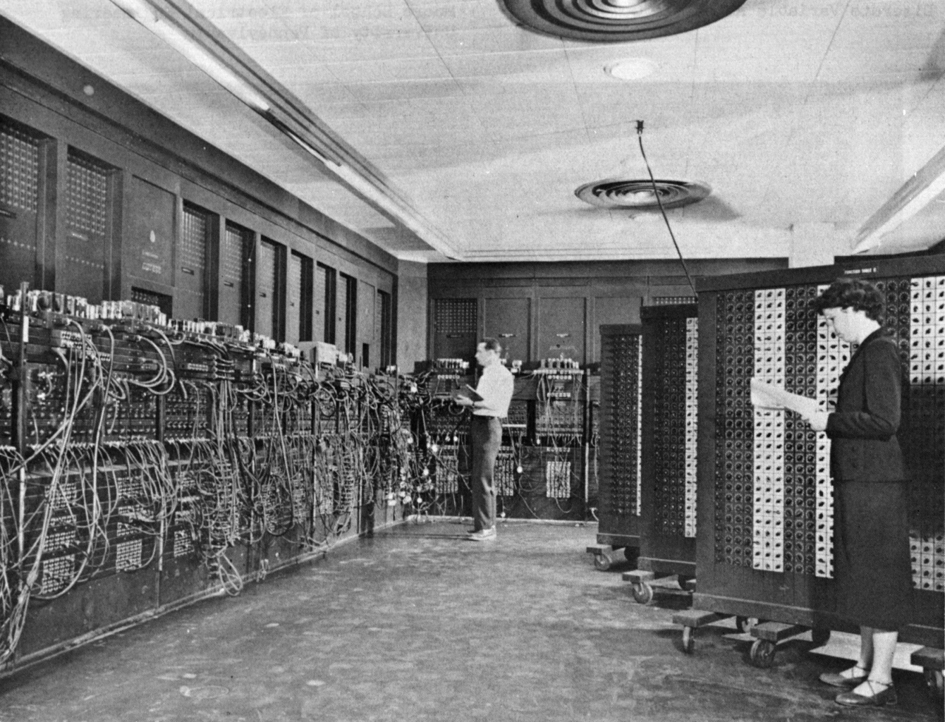 图为 ENIAC